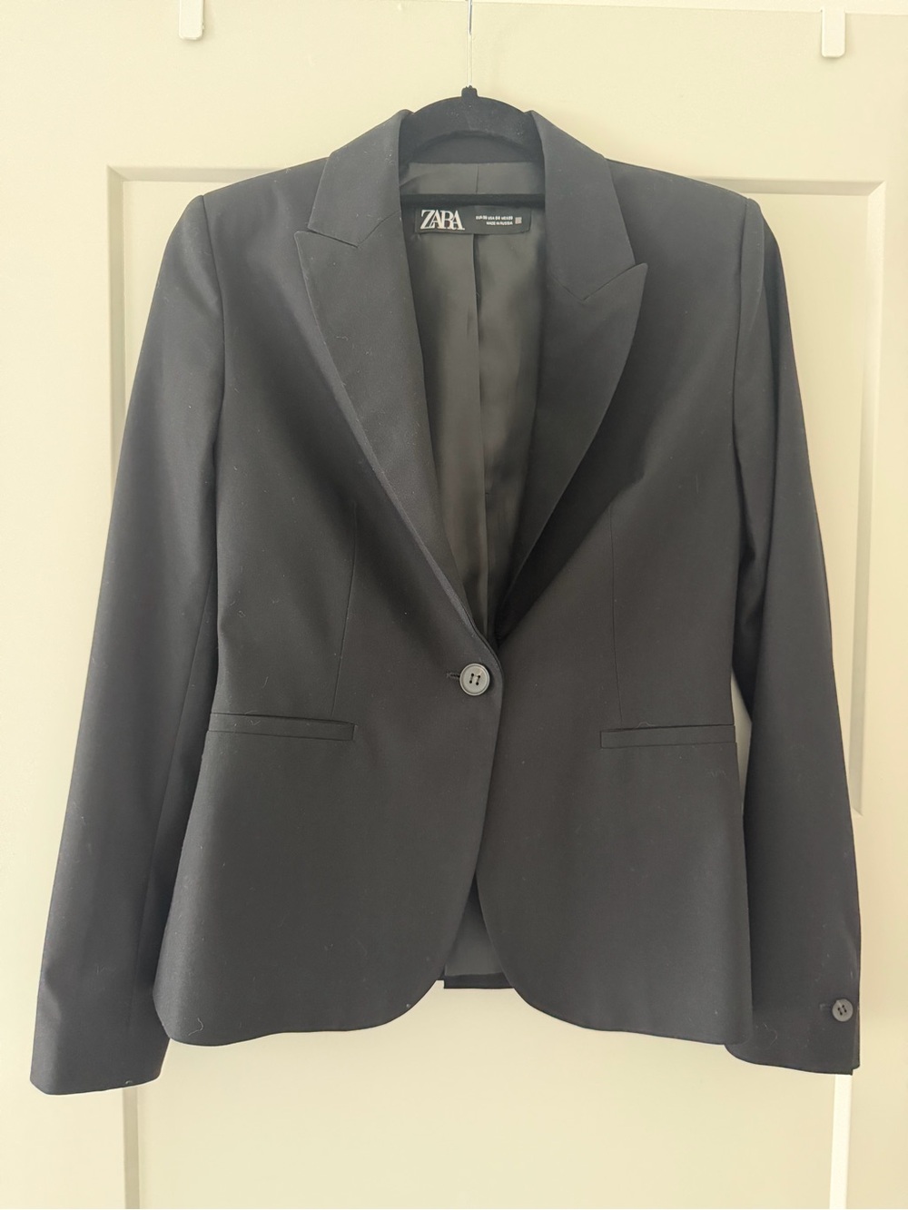Zara Black Single-Button Tailored Blazer